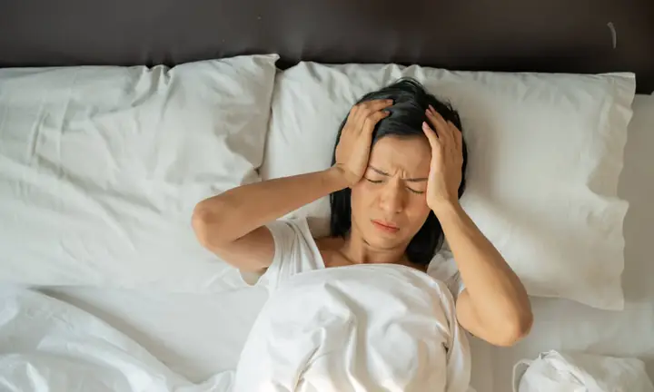 Giấc Mơ Thấy Cương Thi Rượt: Ý Nghĩa Tâm Lý, Tâm Linh Và Cách Hóa Giải