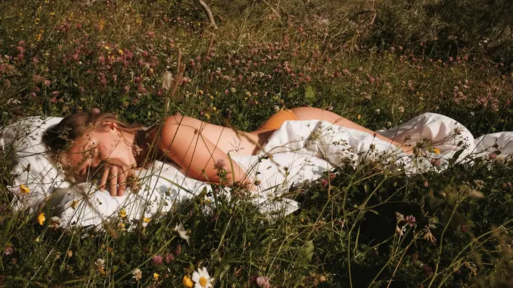 Giấc Mơ Làm Bài Kiểm Tra: Ý Nghĩa Tâm Lý, Điềm Báo Và Cách Vượt Qua