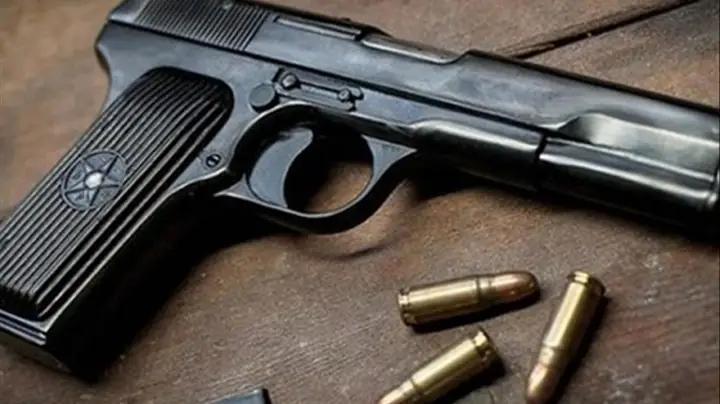 Giấc Mơ Bắn Súng Ak: Giải Mã Ý Nghĩa Tâm Lý Và Tâm Linh Toàn Diện