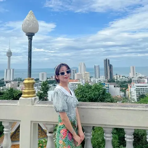 Giải Mã Giấc Mơ Sinh Con Gái: Ý Nghĩa Từ Góc Độ Tâm Lý Đến Thực Tế