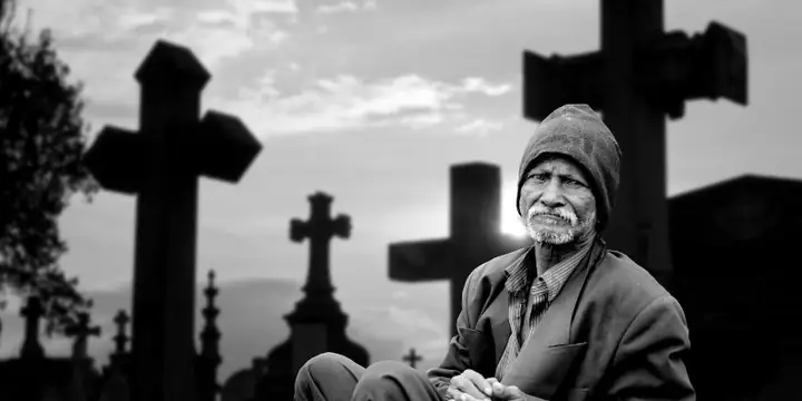 Mơ Thấy Người Quen Chết: Ý Nghĩa Tâm Lý Và Bí Ẩn Tâm Linh Cần Biết