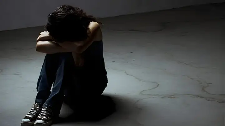 Mơ Thấy Người Yêu Cũ Chết: Giải Mã Ý Nghĩa Và 7 Bối Cảnh Phổ Biến