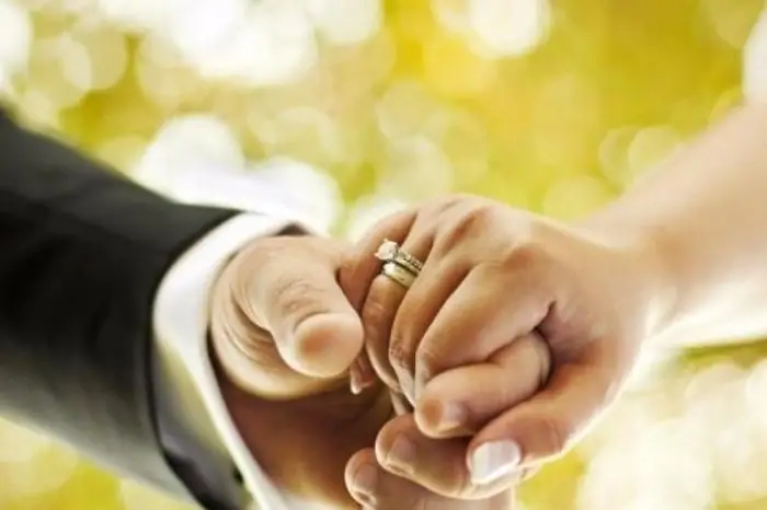 Mơ Thấy Người Yêu Kiếp Trước: Giải Mã Duy Năng Từ Tâm Linh Đến Khoa Học