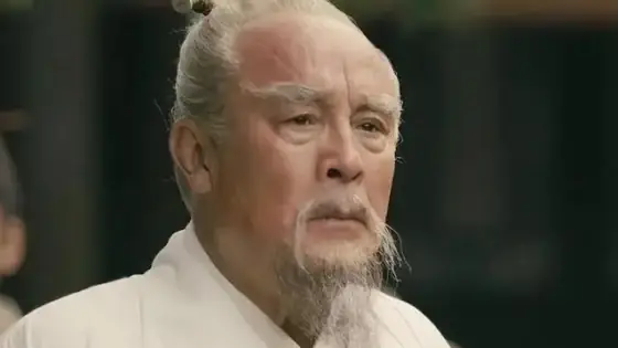 Giấc Mơ Nhảy Lầu: Ý Nghĩa Thực Sự Theo Khoa Học Và Trải Nghiệm Thực Tế