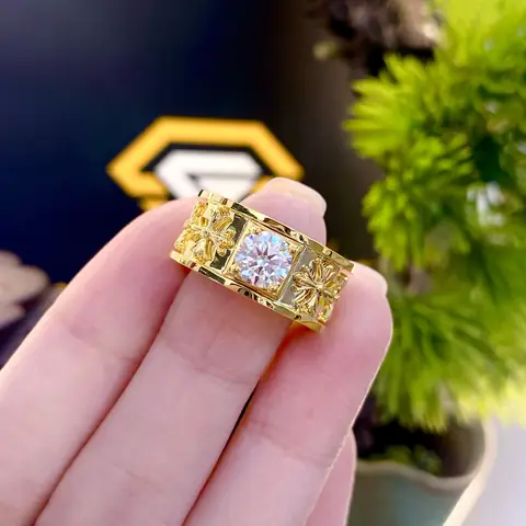 Mơ Thấy Trang Sức Bạc: Ý Nghĩa Chi Tiết Và Giải Đáp Từ Nhiều Góc Độ