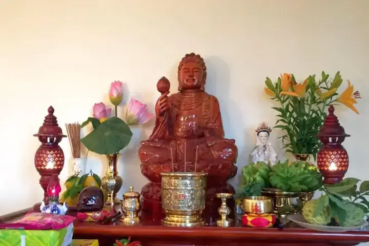 Mơ Thấy Tượng Chùa Bị Vỡ: Ý Nghĩa Tâm Lý Và Lời Khuyên Thực Tế