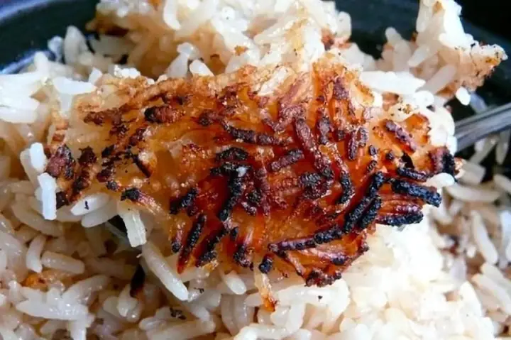 Nằm Mơ Thấy Cơm Trắng: Ý Nghĩa Tâm Linh Và Giải Mã Chi Tiết