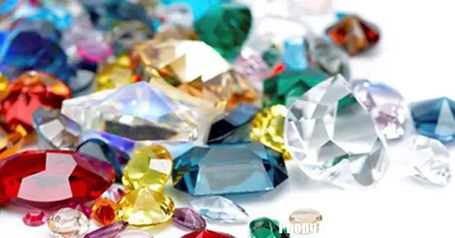 Giấc Mơ Thấy Ngọc Thạch: Ý Nghĩa Tâm Linh, Biểu Tượng Văn Hóa Và Lời Khuyên Thực Tế