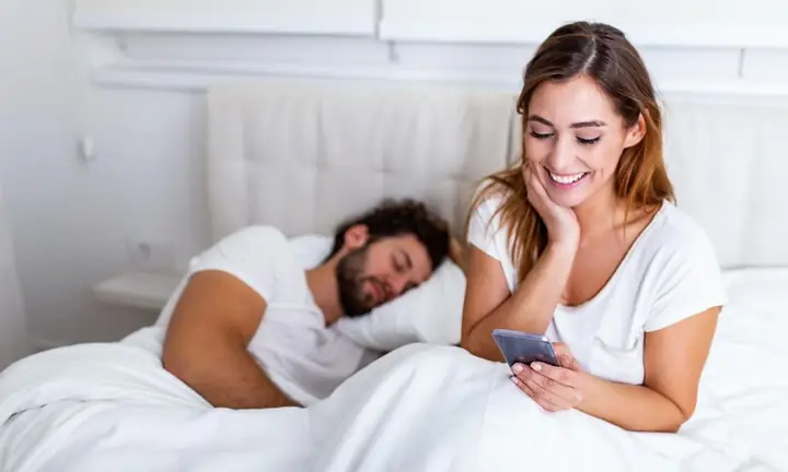 Nằm Mơ Thấy Vợ Ngoại Tình: Ý Nghĩa Và Cách Xử Lý Khoa Học