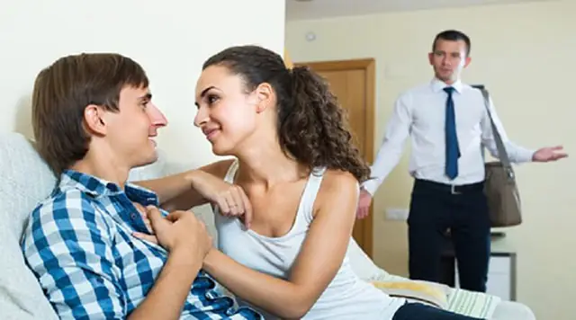 Nằm Mơ Thấy Vợ Quan Hệ Với Người Khác: Ý Nghĩa Tâm Lý Và Phân Tích Chi Tiết